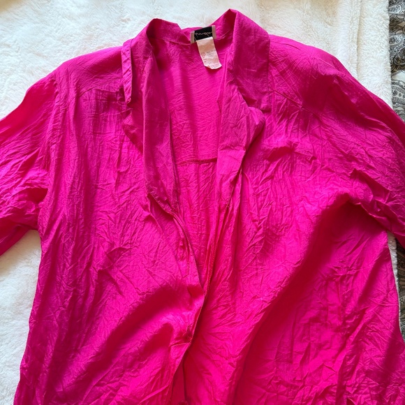 Hot pink button up top - Picture 2 of 5